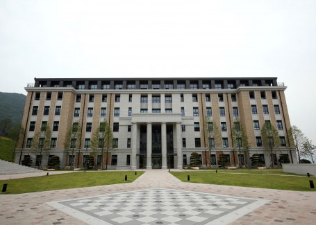 부산외국어대학교 홍보용 이미지